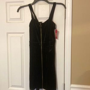 Xhilaration NWT Black Velvet Zip Up In the Front Dress